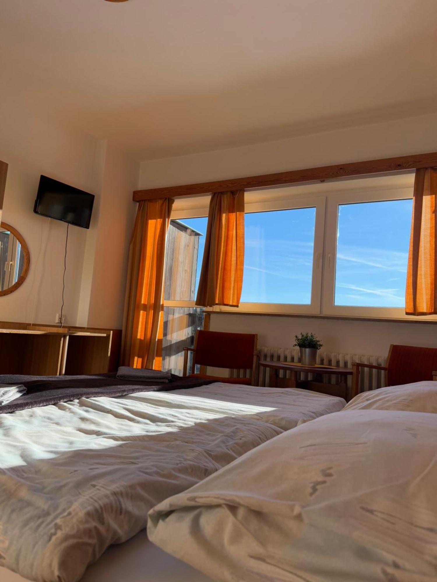 Hotel Albert - Retro Paseky nad Jizerou Esterno foto